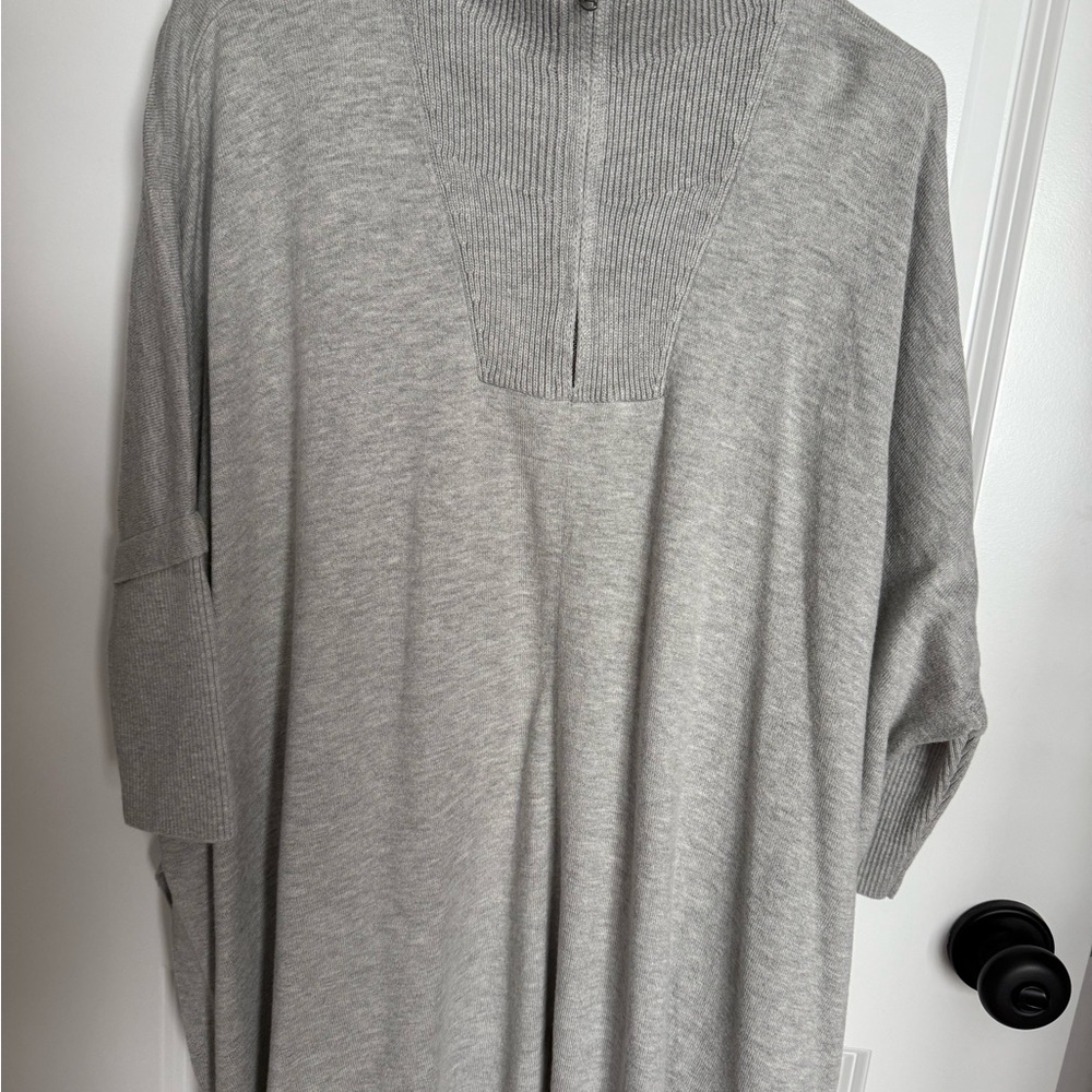 Lands' End Light Gray Knit Sweater